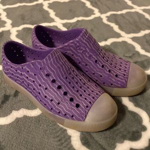 Natives glow in the dark size J1